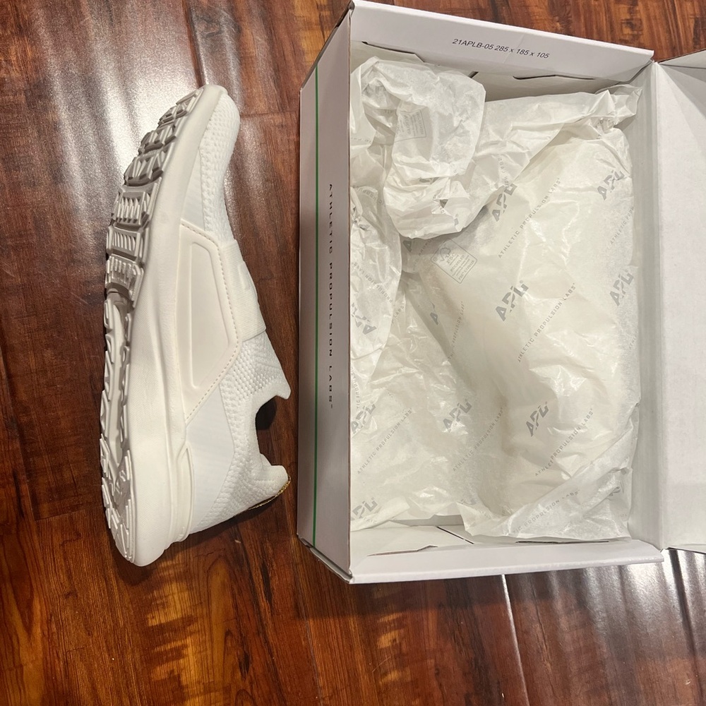 APL TechLoom Bliss Ivory/Metallic Gold/Racer - Picture 3 of 5